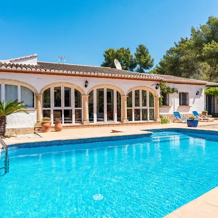 Villa Mariposa By Interhome